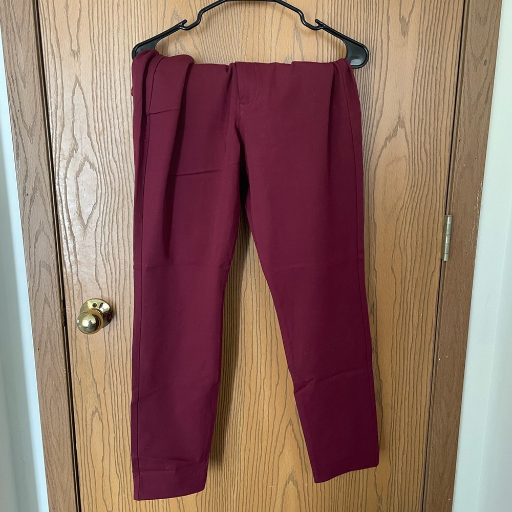 Skinny business / formal pants, tags on, only tried it on twice, good as new